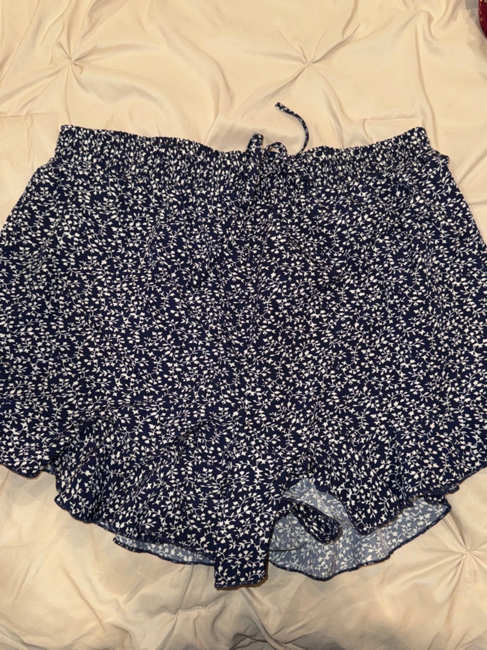 SHEIN Navy Blue Floral Ruffle Hem Skort Shorts